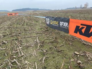 Dnešní den plný příprav na zítřejší závěrečný motokross @czechenduro.cz . Jsme @adrenalinoil.cz