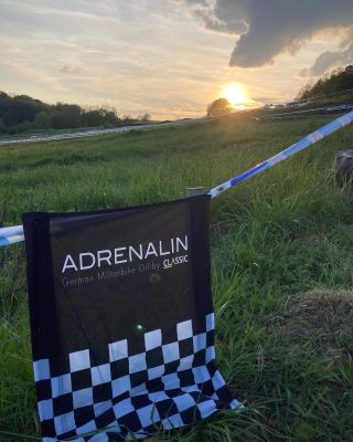 ⏭️ Vše od @adrenalinoil.cz nachystáno na zítřejší start prvního podniku ze série Intercars Endurosprintu od @czechenduro.cz !