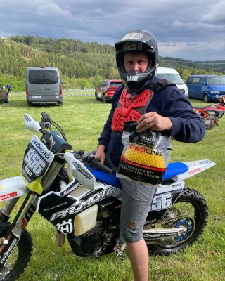 ℹ️ Zdravíme Vás z dalšího podniku českého mistráku v enduru @czechenduro kde jsou naše produkty opět hodně vidět ! . Zítra...